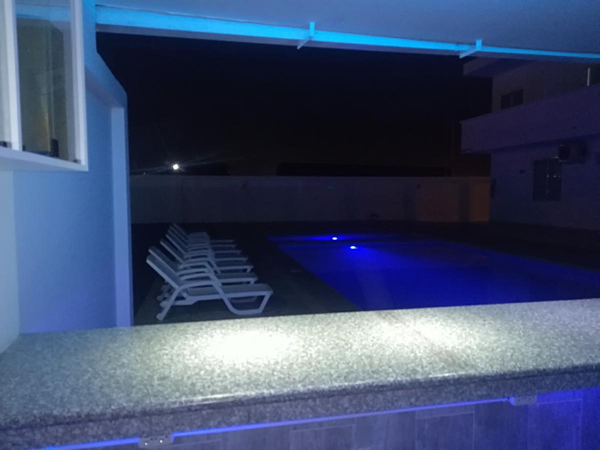Manta Airport Hotel Exteriör bild